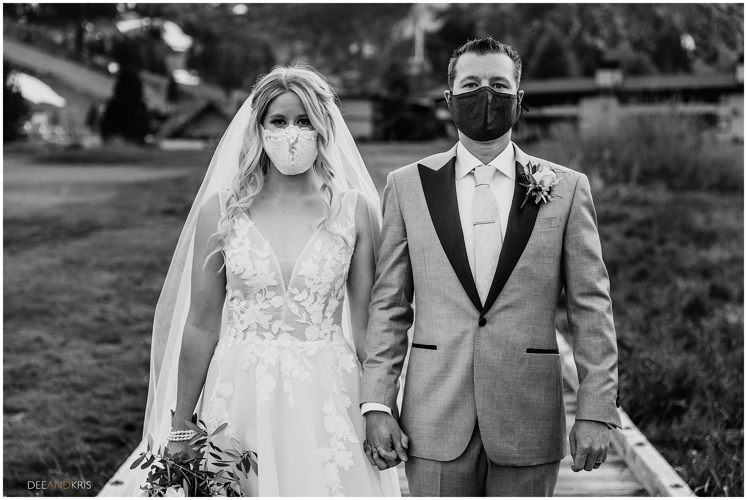 Corona Virus wedding pictures, Bridal Mask, covid-19 elopement