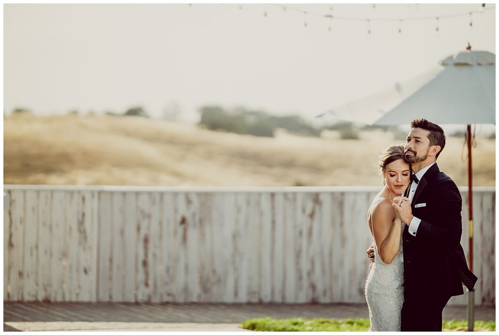 Ella's Vineyard Wedding Pictures, wedding under oak tree, San Louis Obispo Wedding venues
