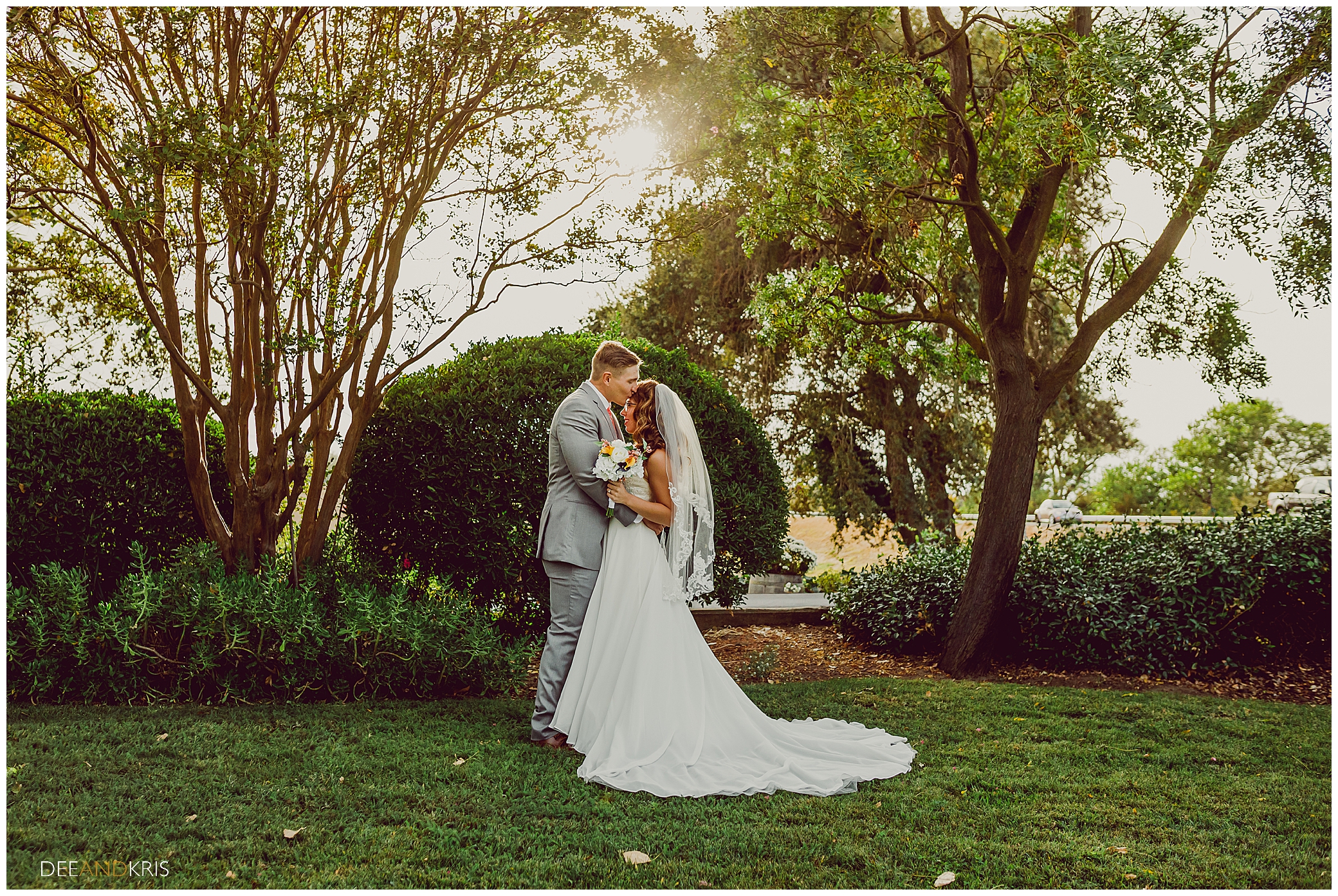 Romantic wedding picture at Scribner Bend's lush green venue